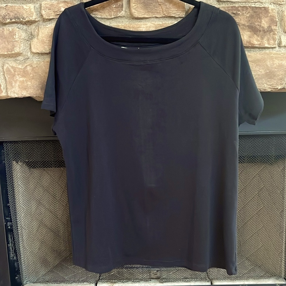 NWT Workshop Republic Clothing Woman black short sleeve top. Size OX